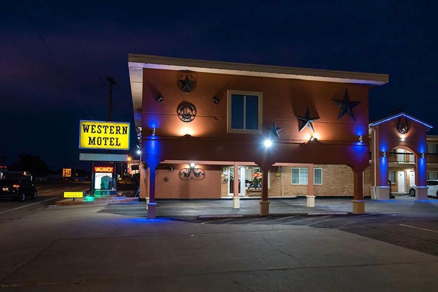 western-motel